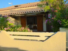 Charmante maison familiale à Gruissan avec terrasse ensoleillée